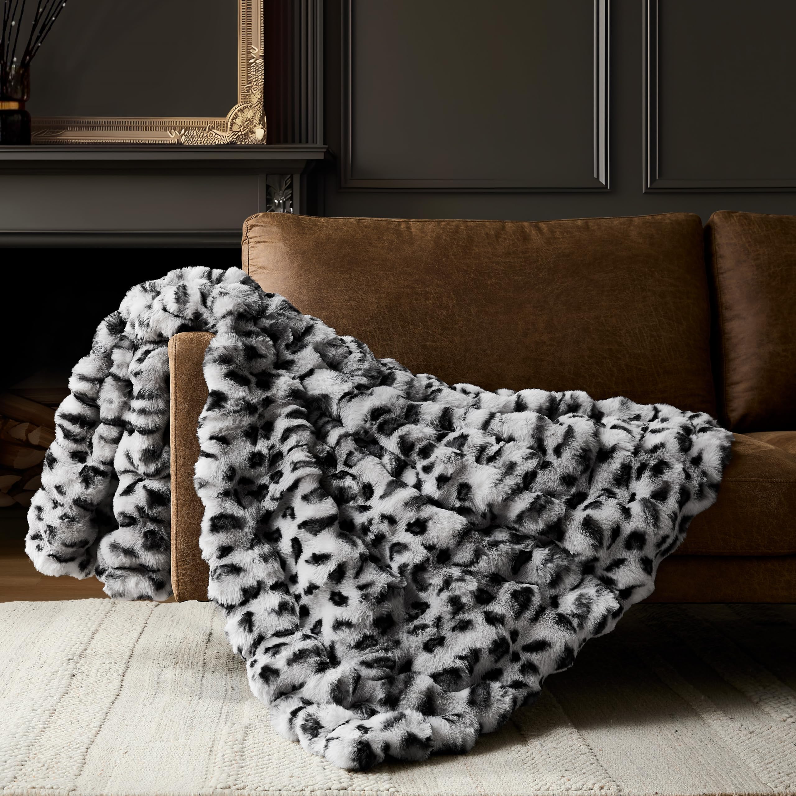 WDCOZY Luxury Bubble Throw Blanket, Faux Rabbit Fur Mink Plush Throw for Couch, Sofa and Bed, Soft Fluffy Fuzzy Furry Cozy Blanket, Thick and Warm for Women, 50x60 inches, Tie-Dye Grey, 950 GSM