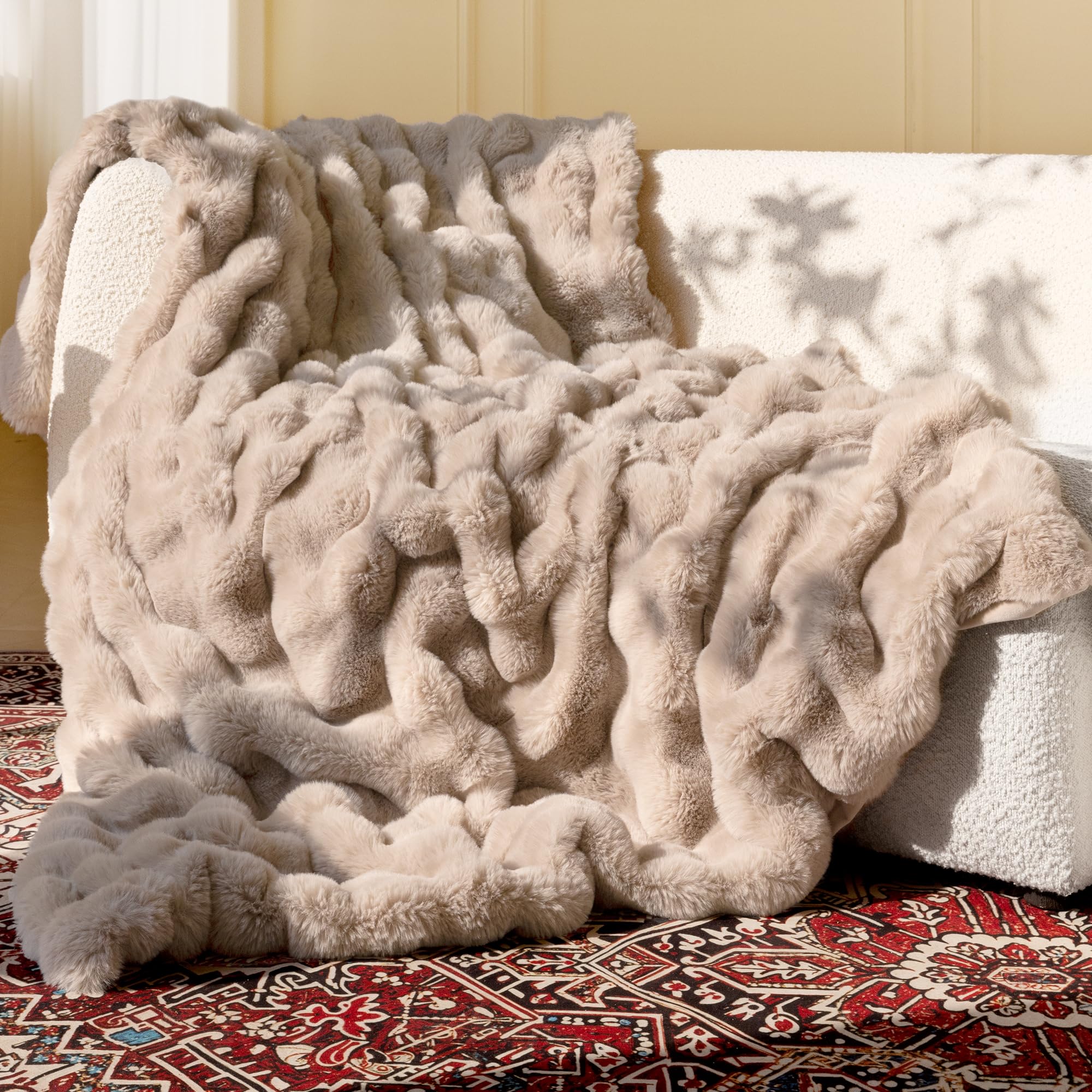 Ultra Soft Cozy Faux Fur Throw Blanket, Fuzzy Plush Thick Bubble Blanket, Luxury Fluffy Blanket for Couch, Sofa, Bedroom, and Living Room, 50x60 Inches, Cream White